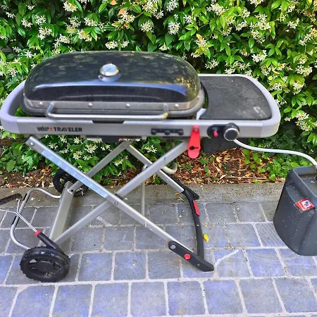 4 Bedrooms Garden Bbq Close To Lille *
